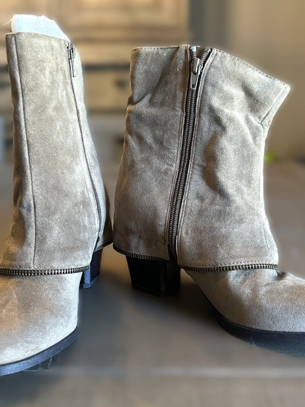 RACHEL Roy Ramone Ankle Boots - Size 6